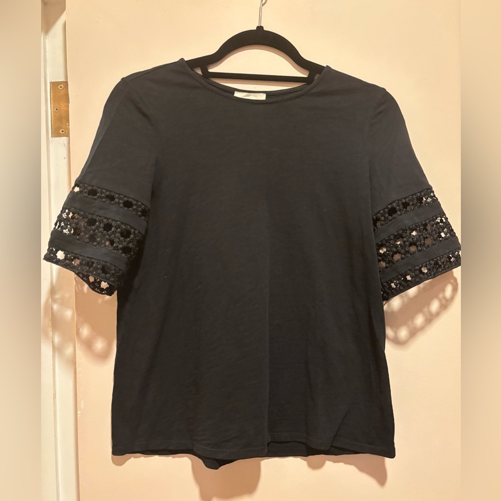 Sézane ‘Hortense’ organic cotton t-shirt with lace inlay in black, Size S - Picture 6 of 9